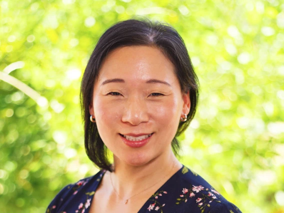 Jennifer Teske Headshot